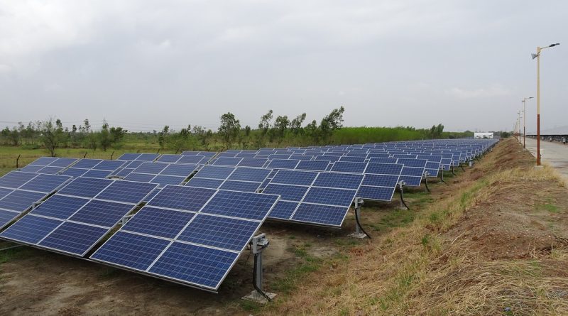 Rewolucja w produkcji energii - czy warto kupić panele słoneczne?