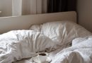 Łóżka drewniane do sypialni - jak wybrać?